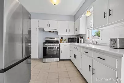 4895 Marshall Avenue SE, Kentwood, MI 49508 - Photo 11