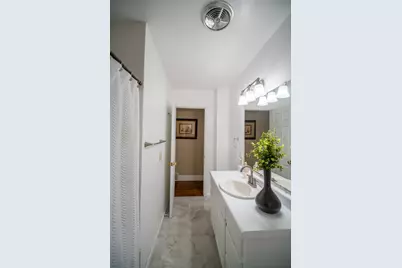 1355 W Broadway Avenue, Muskegon, MI 49441 - Photo 17