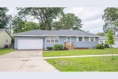 1355 W Broadway Avenue, Muskegon, MI 49441 - Photo 1
