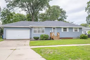 1355 W Broadway Ave, Muskegon, MI 49441 - Photo 1