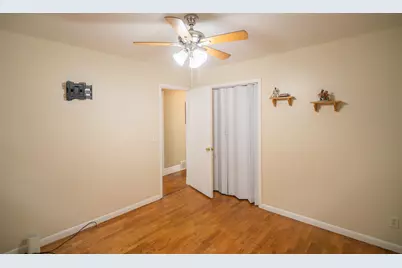 1355 W Broadway Avenue, Muskegon, MI 49441 - Photo 21