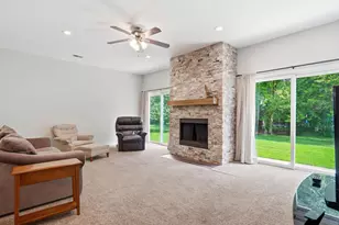 4493 Clifford Rd, Brighton, MI 48116 - Photo 15
