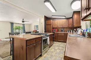 5381 Paradise Road E, Battle Creek, MI 49014 - Photo 7
