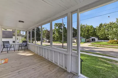 812 Graceland Street NE, Grand Rapids, MI 49505 - Photo 5