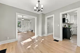 812 Graceland St NE, Grand Rapids, MI 49505 - Photo 13