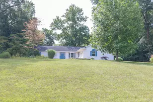 15593 Shady Ln, Three Rivers, MI 49093 - Photo 1