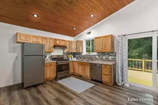 11574 Linda Ln, Gowen, MI 49326 - Photo 5