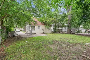1876 Leahy St, Muskegon, MI 49442 - Photo 17