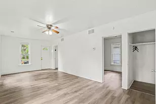1876 Leahy St, Muskegon, MI 49442 - Photo 5
