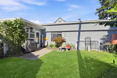 204 Lathrop Avenue, Algonac, MI 48001 - Photo 15