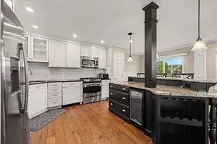 1938 Bancroft Dr, Ann Arbor, MI 48108 - Photo 3