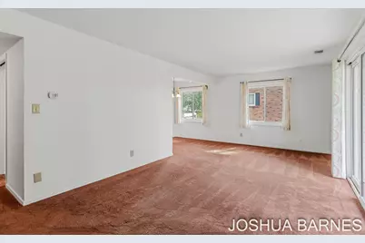 230 S State Street #29, Zeeland, MI 49464 - Photo 11