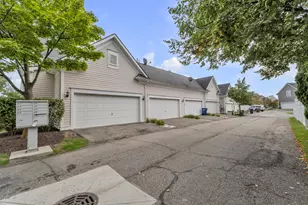 594 Constitution St, Canton, MI 48188 - Photo 45