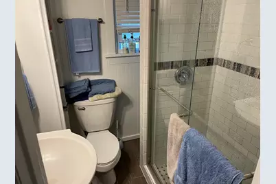 109 W Melendy Street, Ludington, MI 49431 - Photo 9
