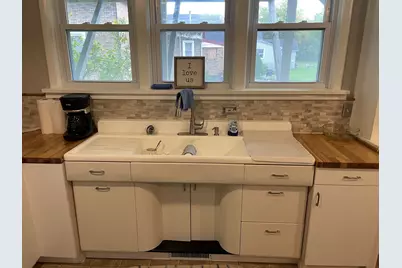 109 W Melendy Street, Ludington, MI 49431 - Photo 5