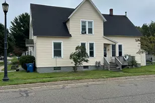 109 W Melendy St, Ludington, MI 49431 - Photo 1