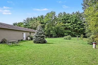 8625 Columbia Avenue, Eau Claire, MI 49111 - Photo 23