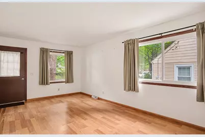 5123 Carson Avenue SW, Wyoming, MI 49548 - Photo 5