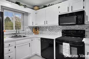 3400 Devonwood Hills NE, Grand Rapids, MI 49525 - Photo 13