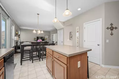2643 Arbor Chase Drive NE, Grand Rapids, MI 49525 - Photo 15