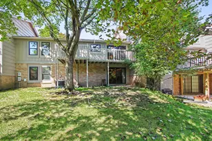 2206 Rivenoak Ct, Ann Arbor, MI 48103 - Photo 23