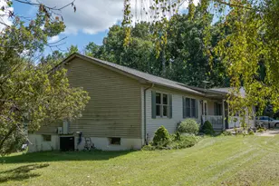 5749 Pioneer Rd, Osseo, MI 49266 - Photo 3