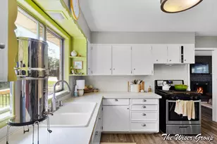 1910 Knapp St NE, Grand Rapids, MI 49505 - Photo 13