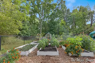 1910 Knapp St NE, Grand Rapids, MI 49505 - Photo 43