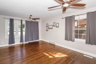 832 E Forest Avenue, Ypsilanti, MI 48198 - Photo 13