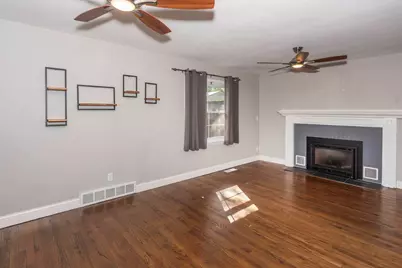 832 E Forest Avenue, Ypsilanti, MI 48198 - Photo 9