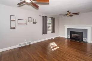 832 E Forest Ave, Ypsilanti, MI 48198 - Photo 9