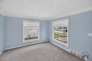 21000 La Salle Blvd, Warren, MI 48089 - Photo 3
