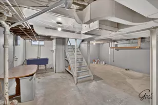 21000 La Salle Blvd, Warren, MI 48089 - Photo 17
