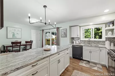 457 Parkside Avenue NW, Grand Rapids, MI 49534 - Photo 13