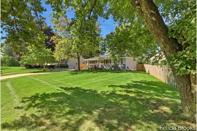 457 Parkside Avenue NW, Grand Rapids, MI 49534 - Photo 3
