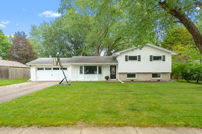 8237 Lovers Lane, Portage, MI 49002 - Photo 33