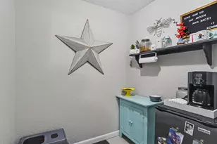 732 Community Dr, Battle Creek, MI 49014 - Photo 21