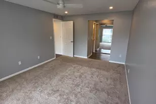 18233 University Park Dr, Livonia, MI 48152 - Photo 7