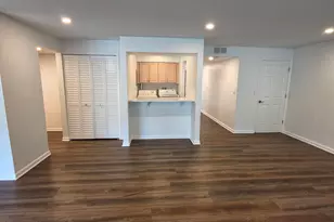 18233 University Park Dr, Livonia, MI 48152 - Photo 21