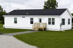 823 Hammont St, Owosso, MI 48867 - Photo 3