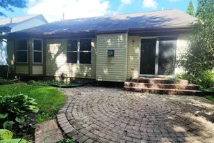 7944 Thornhill Dr, Ypsilanti, MI 48197 - Photo 15