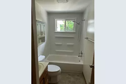 38040 Castle Drive, Romulus, MI 48174 - Photo 15