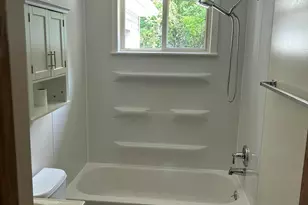 38040 Castle Dr, Romulus, MI 48174 - Photo 15