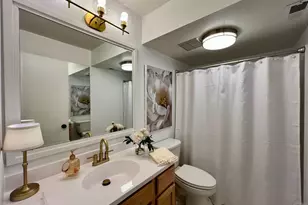 2505 Abbington Dr SE, Grand Rapids, MI 49506 - Photo 17