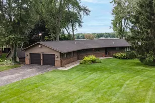 10226 Tomkinson Dr, Scotts, MI 49088 - Photo 1