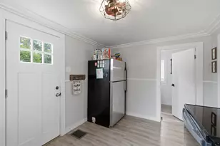 265 W 4th St, Constantine, MI 49042 - Photo 13