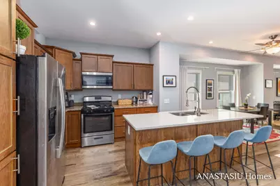 735 Bates Street SE, Grand Rapids, MI 49503 - Photo 11