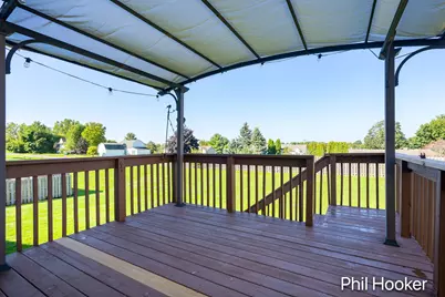 2125 Orchard Ridge Drive NW, Grand Rapids, MI 49534 - Photo 9