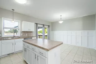 2125 Orchard Ridge Dr NW, Grand Rapids, MI 49534 - Photo 3