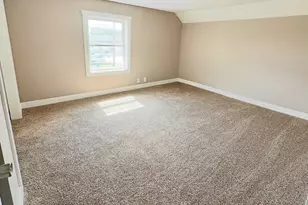 415 W 136th St, Grant, MI 49327 - Photo 11